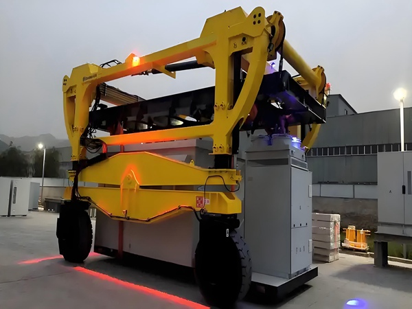 集装箱跨运车 (97).jpg