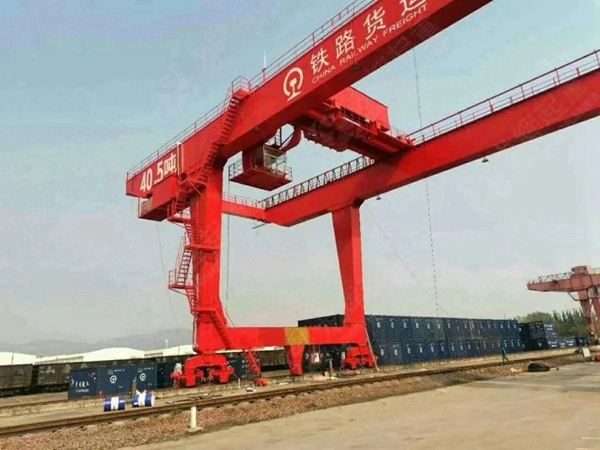 江苏苏州集装箱门式起重机厂家 降低运用成本我们用实力给出答案